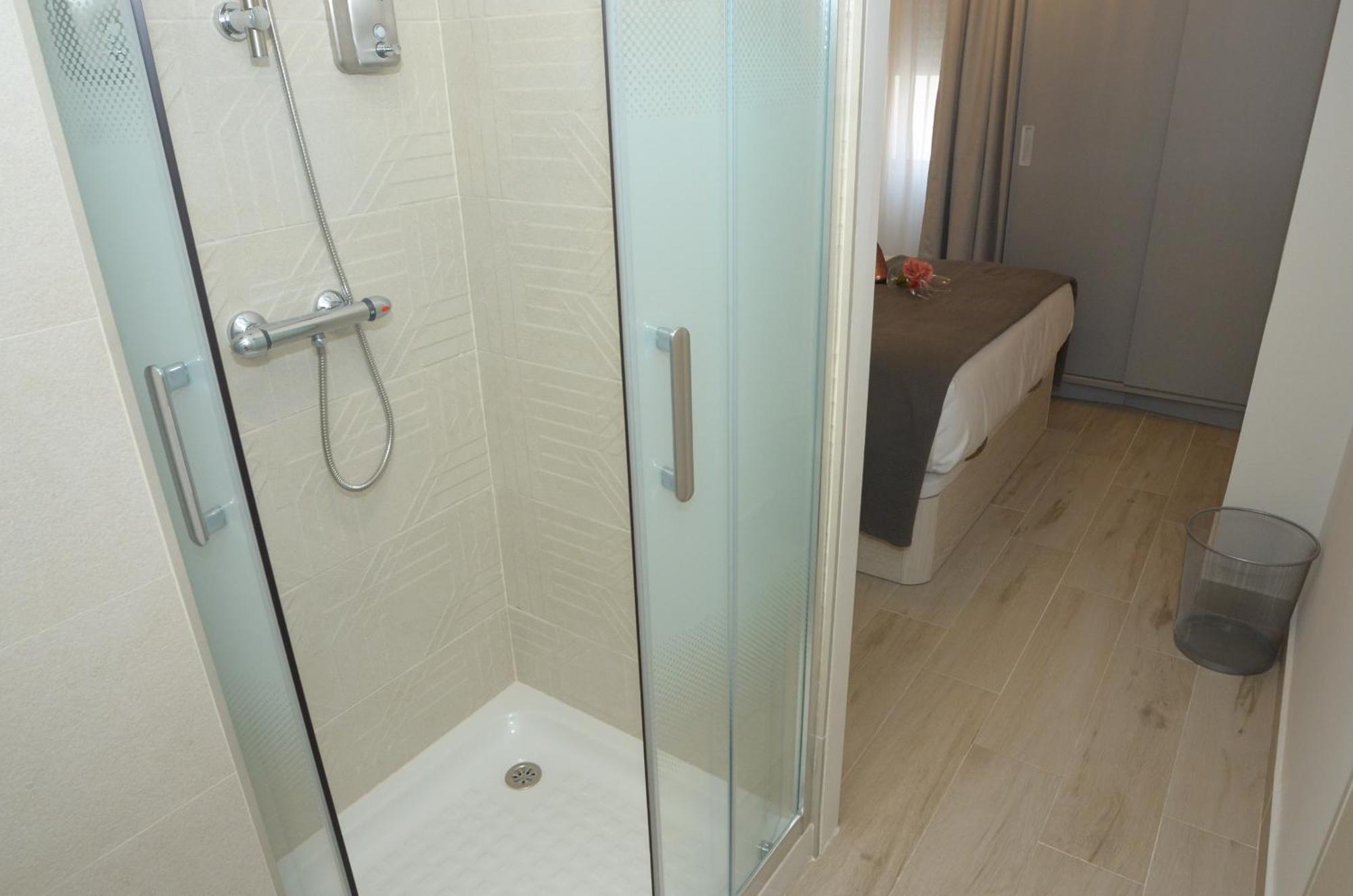 Alojamiento Beethoven Luxury مالقة المظهر الخارجي الصورة